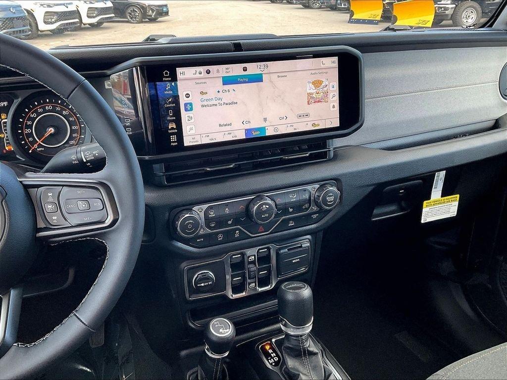 new 2026 Jeep Gladiator car, priced at $45,866