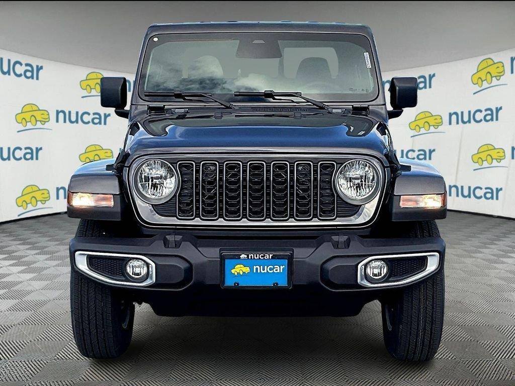 new 2026 Jeep Gladiator car, priced at $45,866
