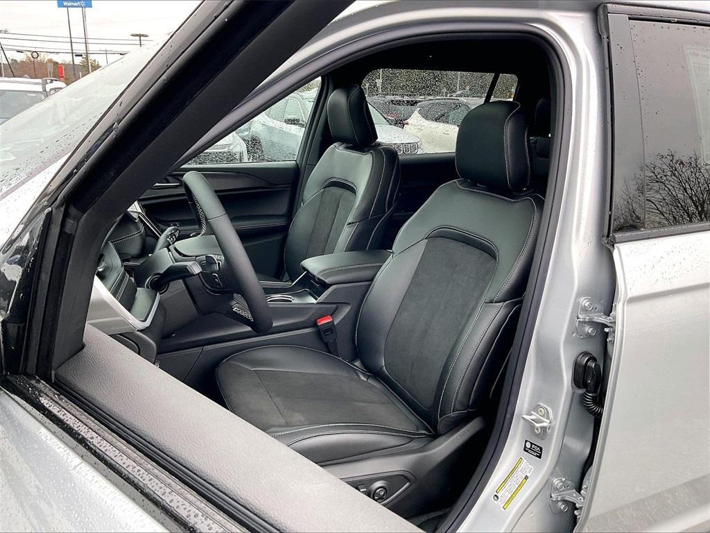 new 2025 Jeep Grand Cherokee L car, priced at $44,226