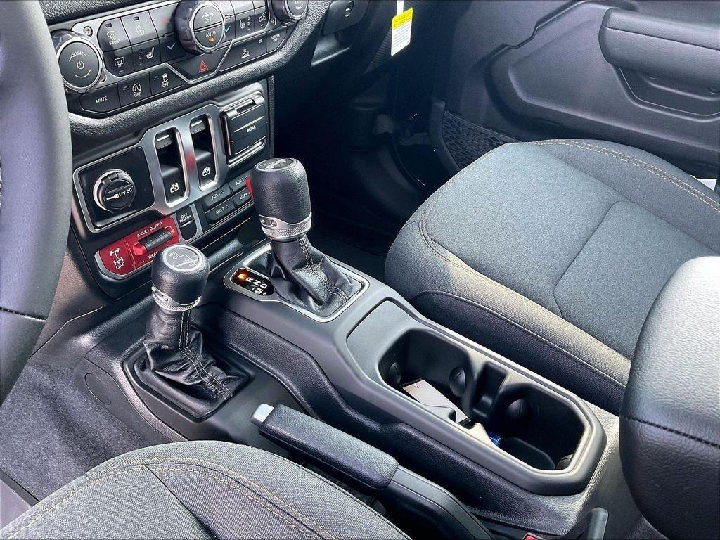 new 2026 Jeep Wrangler car, priced at $48,453