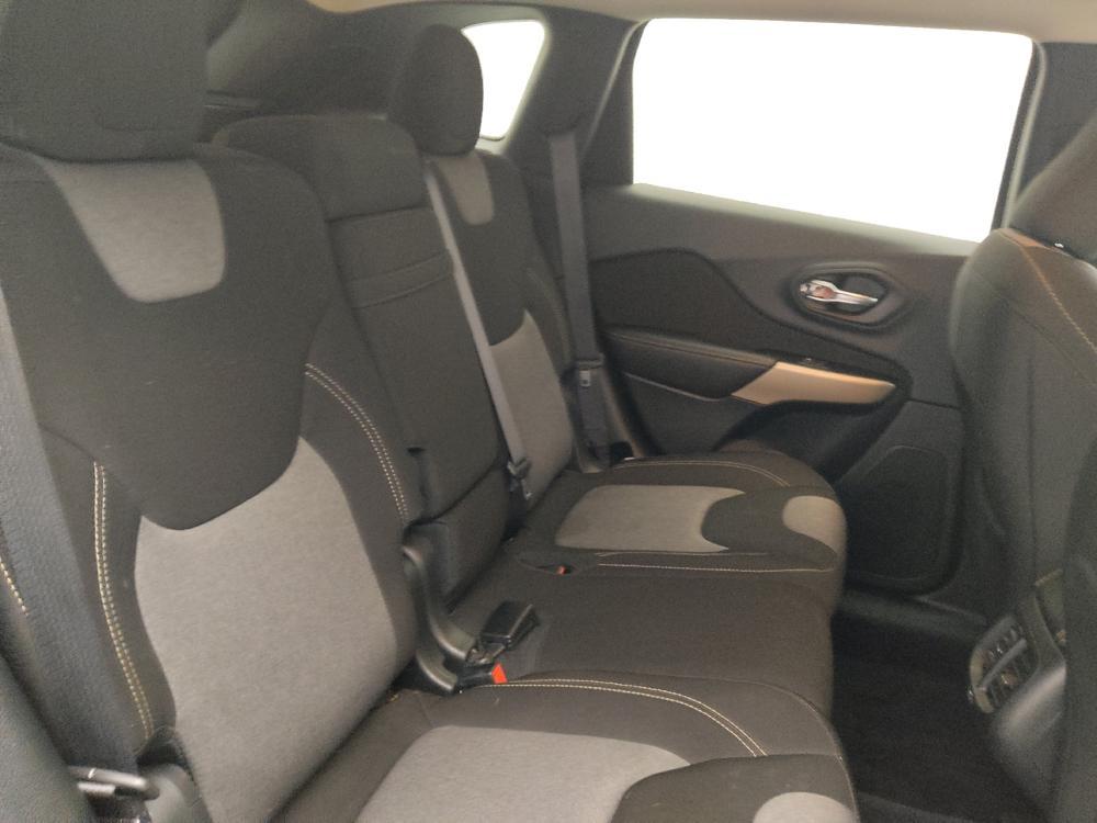 used 2018 Jeep Cherokee car, priced at $16,695