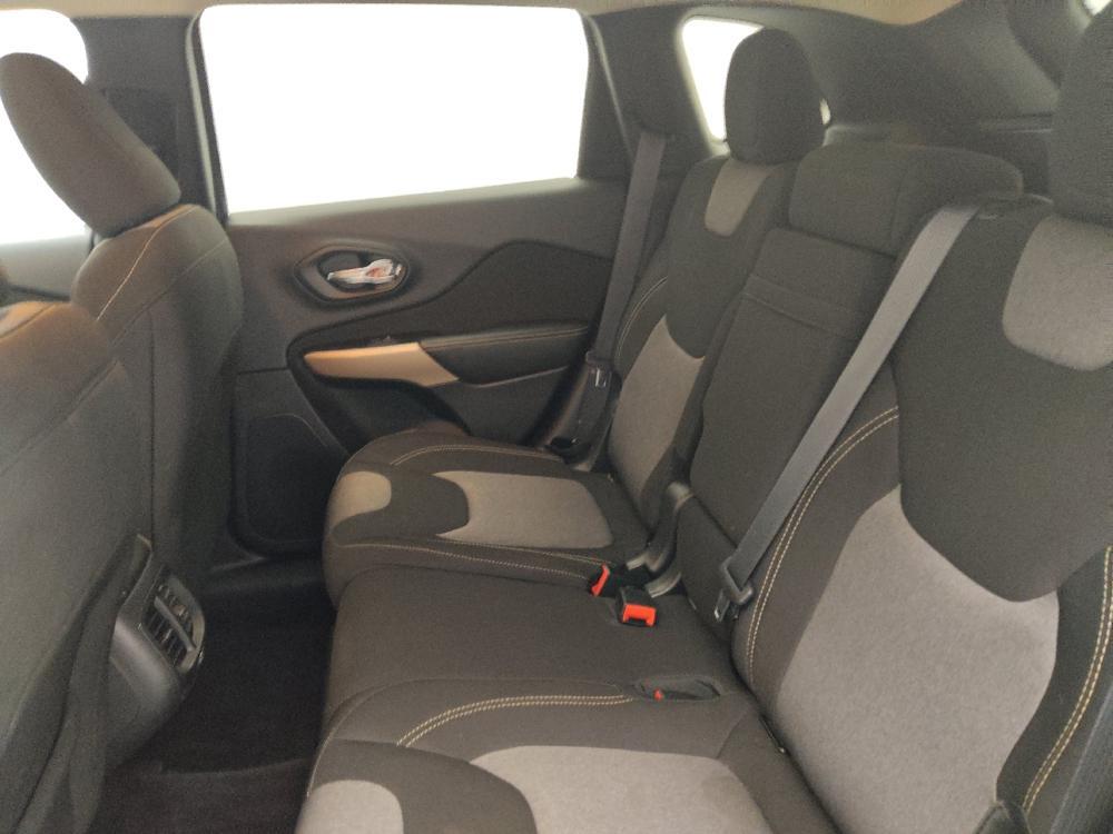 used 2018 Jeep Cherokee car, priced at $16,695