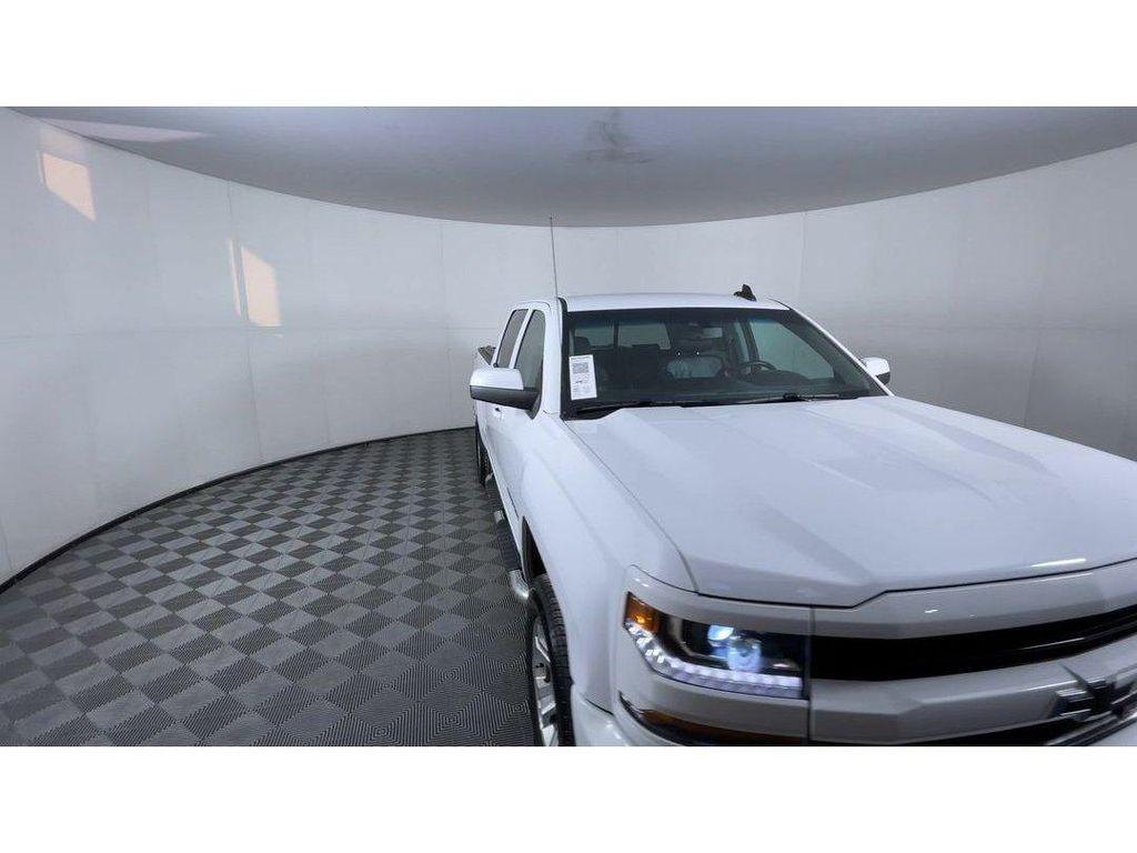 used 2018 Chevrolet Silverado 1500 car, priced at $20,900
