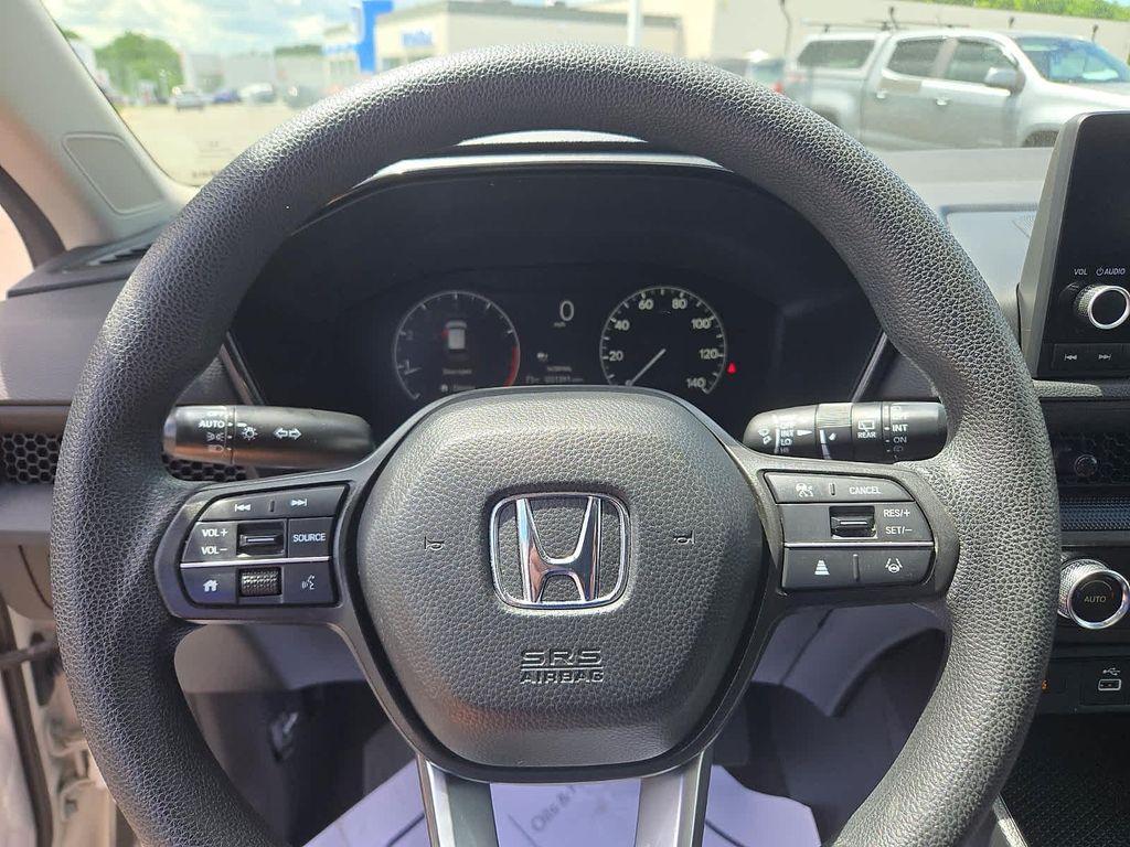 used 2023 Honda CR-V car, priced at $30,962