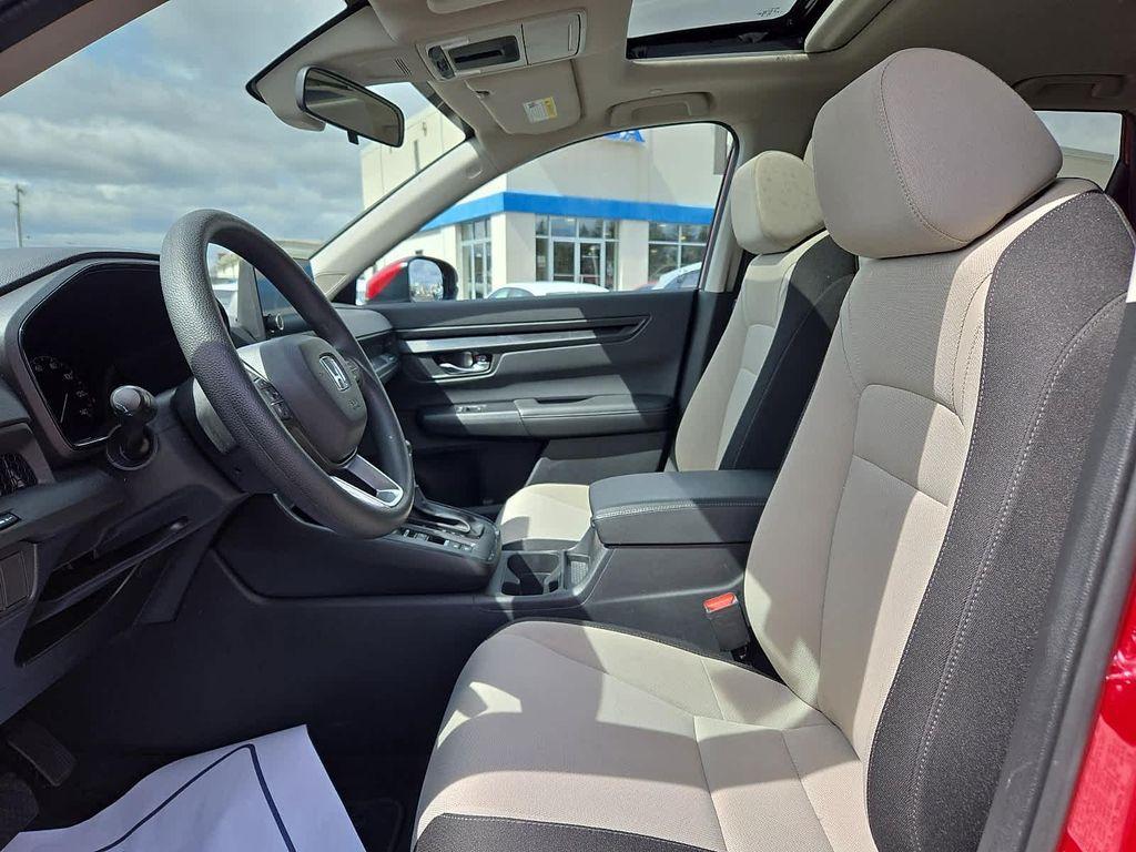 used 2025 Honda CR-V car, priced at $32,395