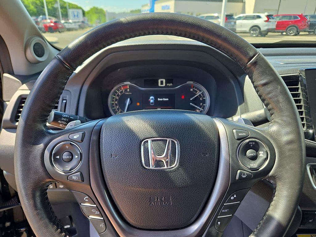 used 2023 Honda Ridgeline car, priced at $32,752