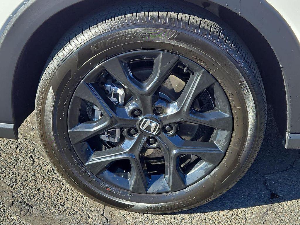 used 2025 Honda HR-V car, priced at $27,935