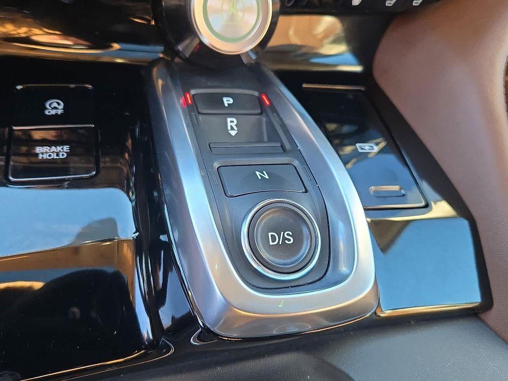 used 2022 Acura MDX car, priced at $40,781