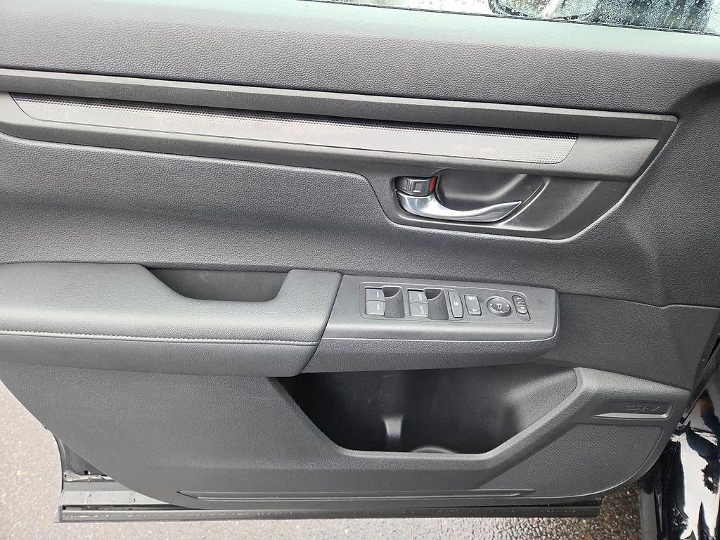 used 2025 Honda CR-V car, priced at $33,799