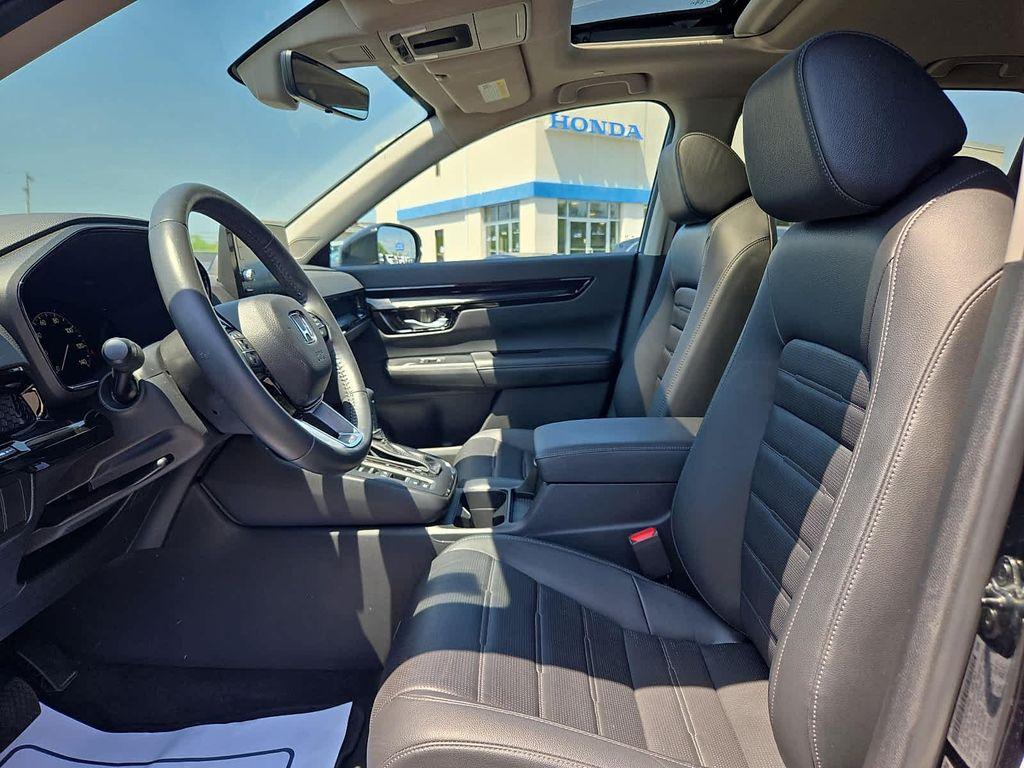 used 2024 Honda CR-V car, priced at $35,133