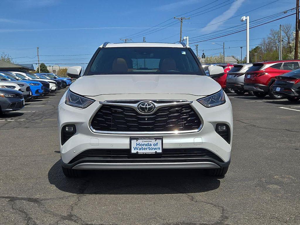 used 2023 Toyota Highlander car, priced at $44,887