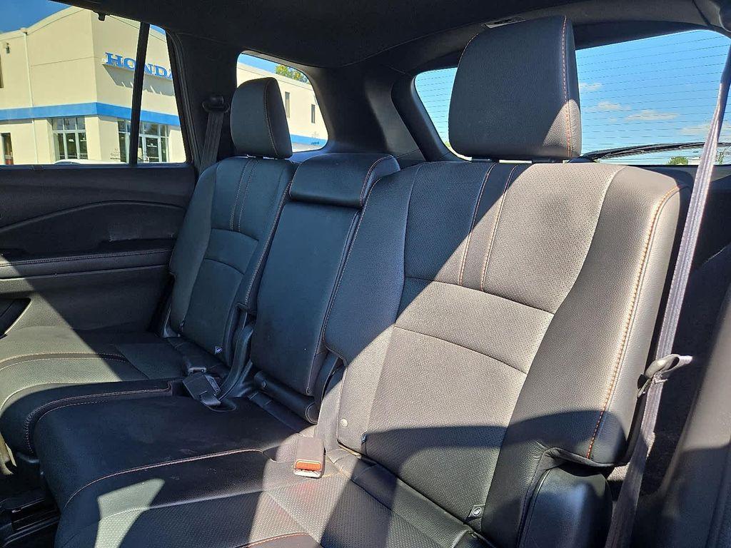 used 2022 Honda Passport car, priced at $33,242