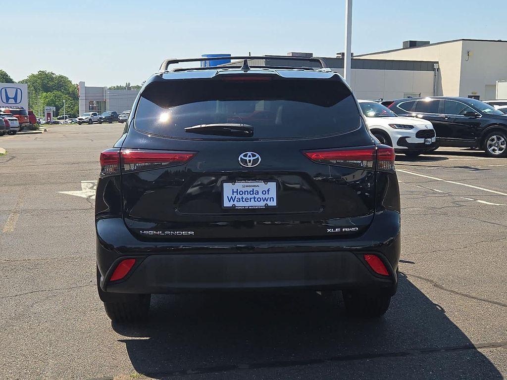 used 2023 Toyota Highlander car, priced at $38,298