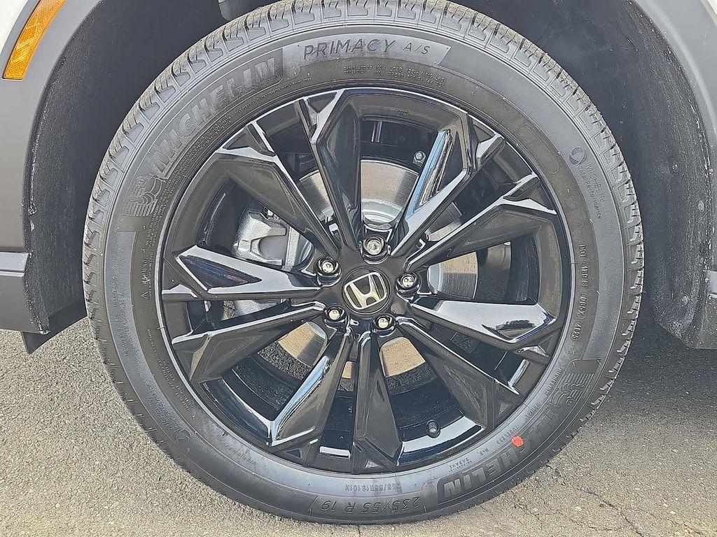 new 2026 Honda CR-V Hybrid car, priced at $44,455