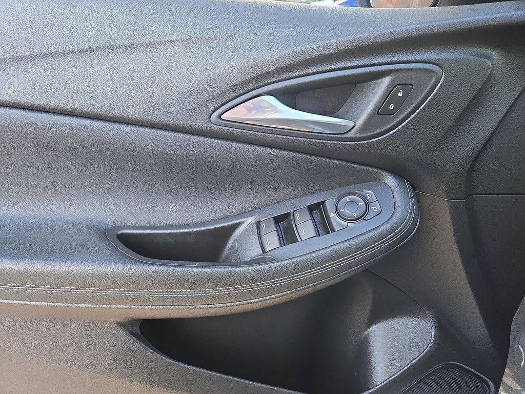 used 2022 Buick Encore GX car, priced at $18,614