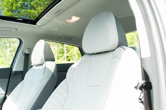 new 2025 Hyundai Elantra car, priced at $28,560