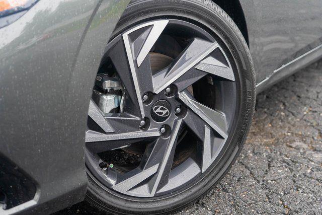 new 2025 Hyundai Elantra car, priced at $27,595