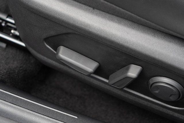 new 2025 Hyundai Elantra car, priced at $31,190