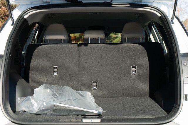 new 2026 Hyundai TUCSON Hybrid car, priced at $31,870