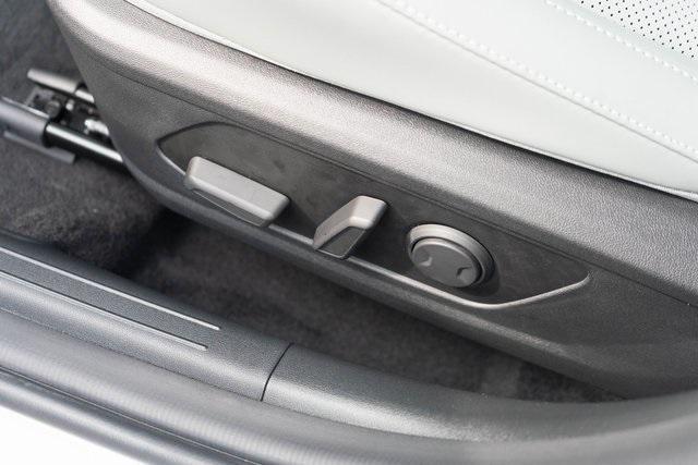 new 2025 Hyundai ELANTRA HEV car, priced at $28,825