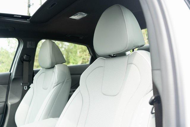 new 2025 Hyundai ELANTRA HEV car, priced at $28,825