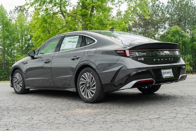 new 2025 Hyundai Sonata Hybrid car, priced at $37,450