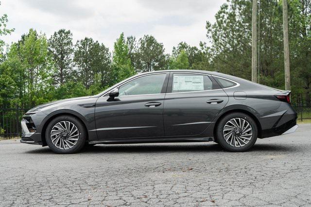 new 2025 Hyundai Sonata Hybrid car, priced at $37,450