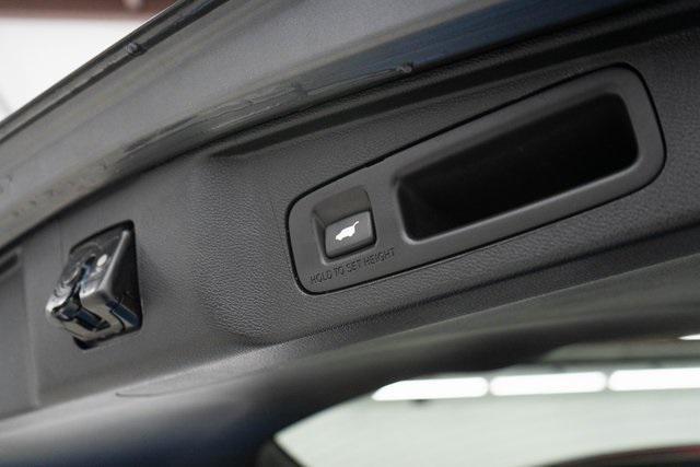 used 2020 Honda CR-V car, priced at $27,895