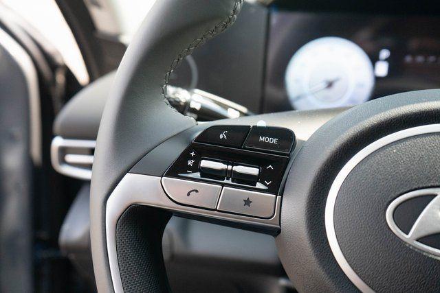 new 2025 Hyundai Elantra car, priced at $28,690