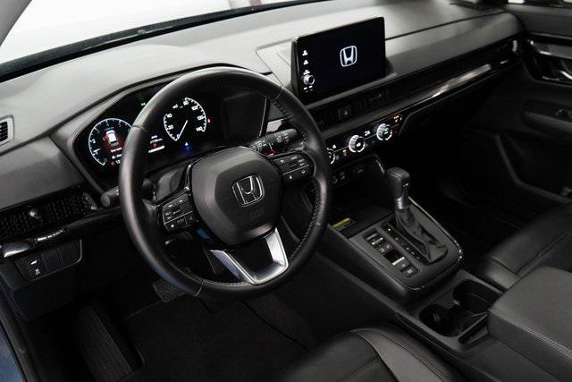 used 2025 Honda CR-V car, priced at $33,295
