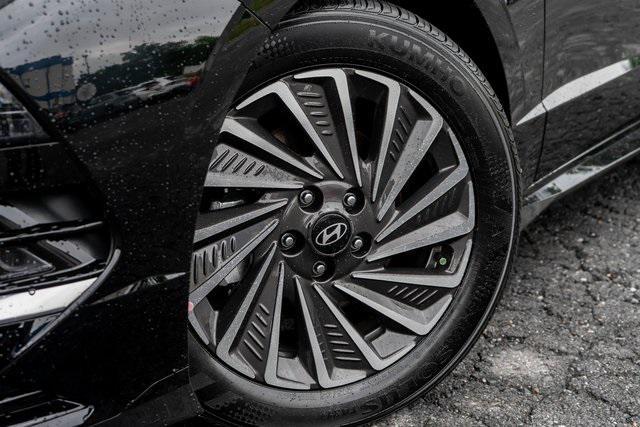 new 2025 Hyundai Sonata Hybrid car, priced at $31,065