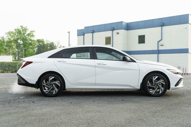 new 2025 Hyundai ELANTRA HEV car, priced at $26,185