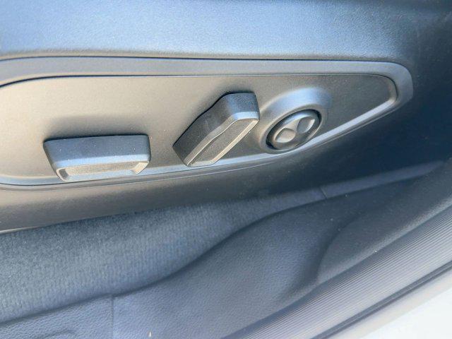 new 2025 Jeep Grand Cherokee car, priced at $37,591