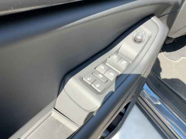 new 2025 Jeep Grand Cherokee L car, priced at $39,182