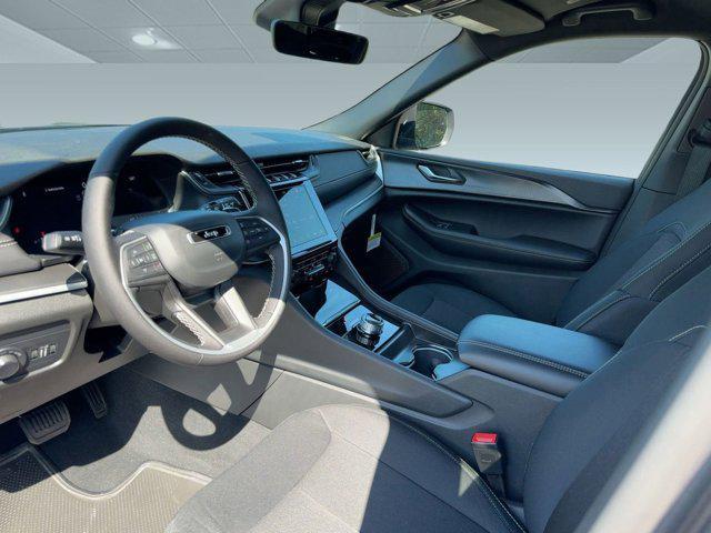 new 2025 Jeep Grand Cherokee L car, priced at $39,182