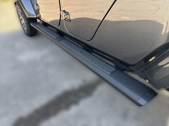 new 2025 Jeep Gladiator car, priced at $40,392