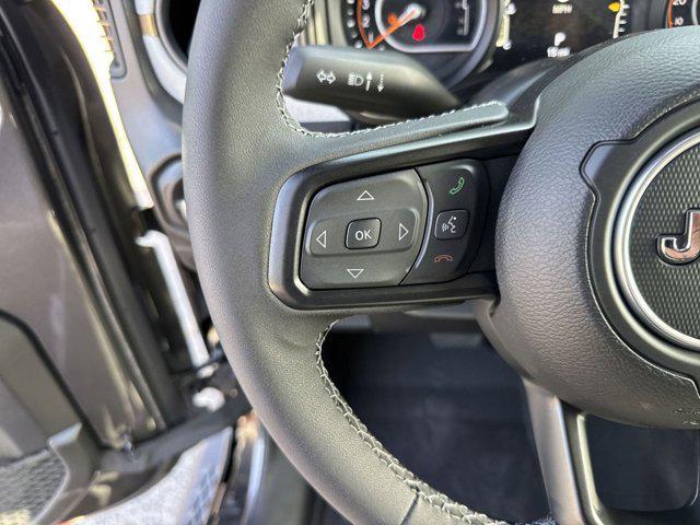 new 2025 Jeep Gladiator car, priced at $40,392