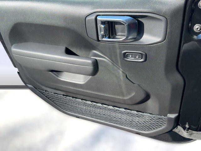 new 2026 Jeep Wrangler car, priced at $40,191