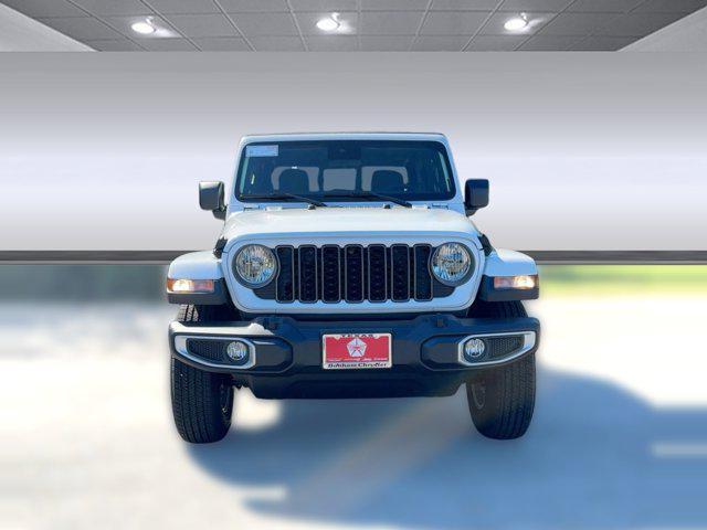 new 2025 Jeep Gladiator car, priced at $41,442