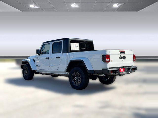 new 2025 Jeep Gladiator car, priced at $41,442