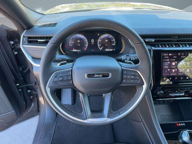 new 2025 Jeep Grand Cherokee car, priced at $41,541