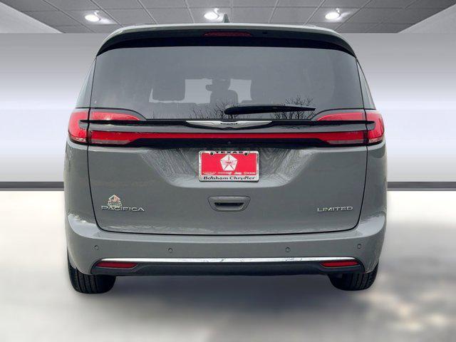 used 2023 Chrysler Pacifica car, priced at $23,498