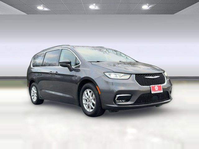 used 2022 Chrysler Pacifica car, priced at $18,998