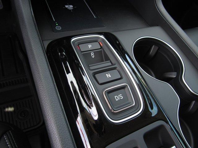 new 2025 Honda Pilot car, priced at $49,705