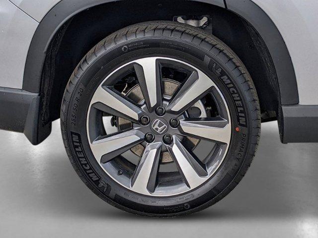 new 2025 Honda Pilot car, priced at $48,995