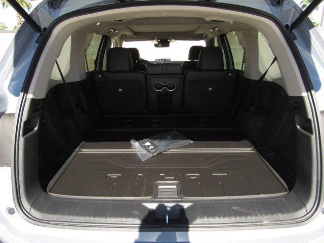 new 2025 Honda Pilot car, priced at $51,550