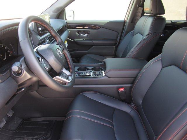 new 2025 Honda Pilot car, priced at $51,350