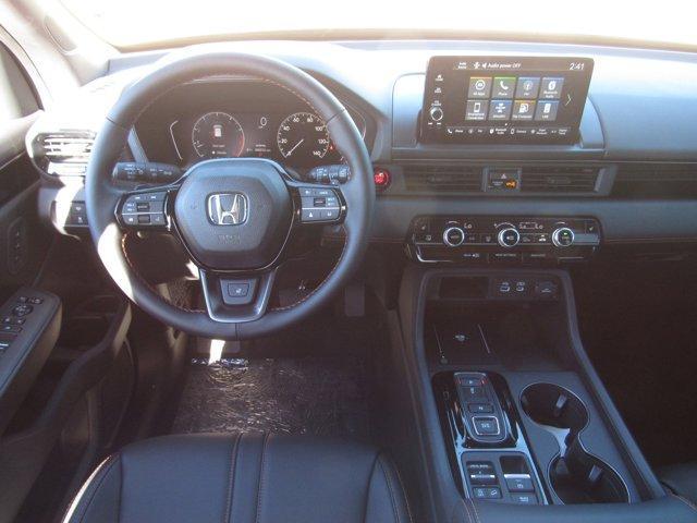 new 2025 Honda Pilot car, priced at $51,680