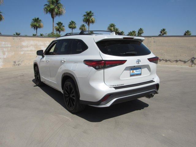 used 2023 Toyota Highlander car, priced at $35,898