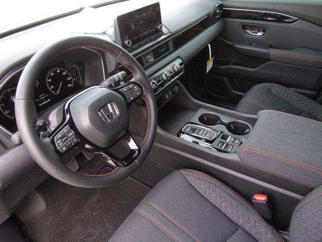 new 2025 Honda Pilot car, priced at $44,250